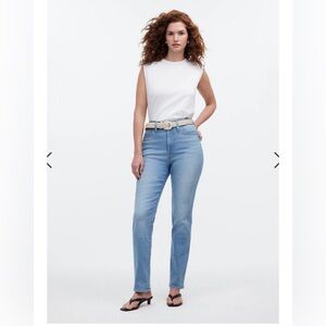 Madewell Curvy High Rise Skinny Jeans in medium wash size 30